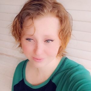 Meet your Posher, Holli